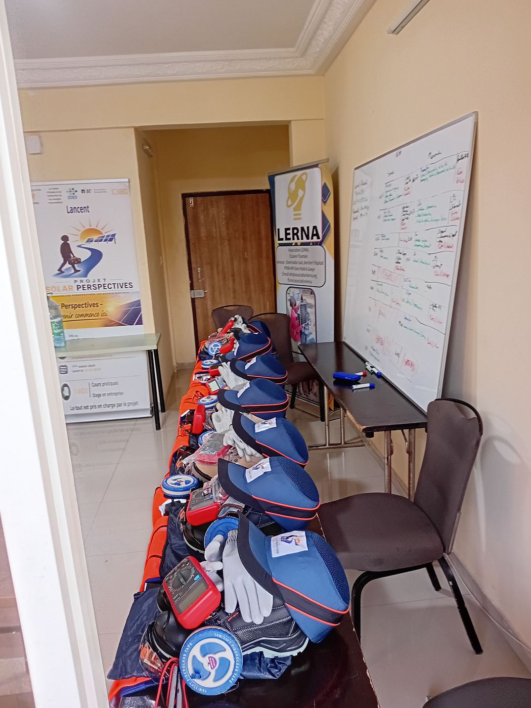 Les kits de formation alignés, prêts à être remis